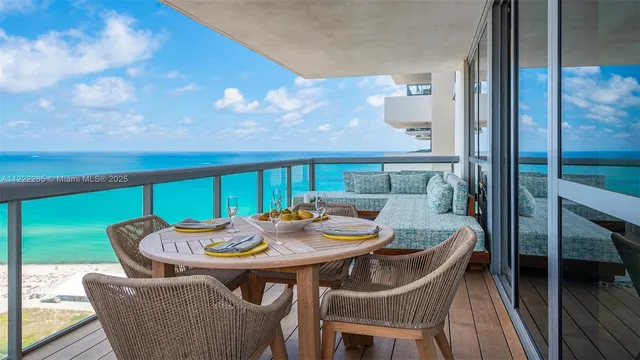 a view of outdoor space