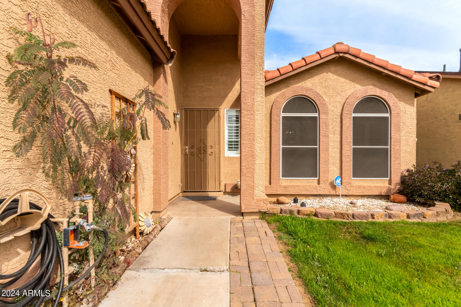 8432 West Granada Road Phoenix, AZ 85037 - Photo 4 of 30 0004-04 - Granada