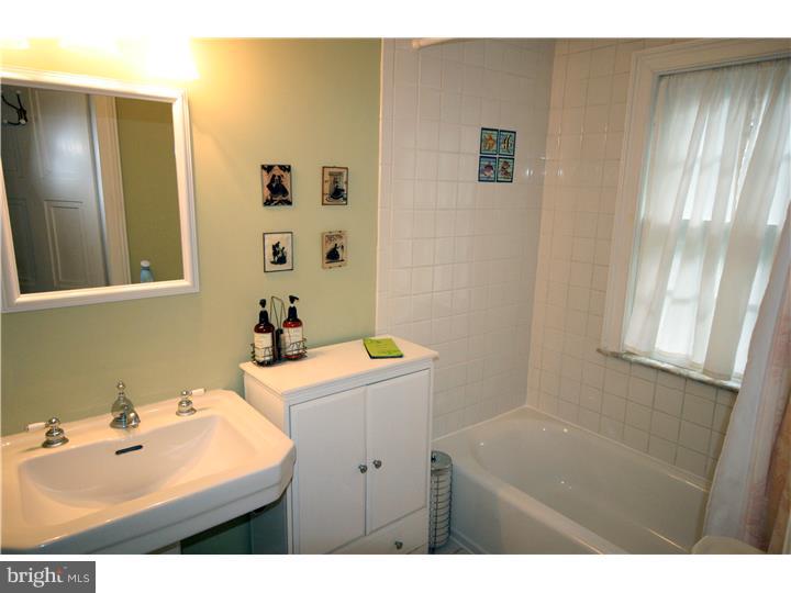 408 Village Road East Princeton Junction, NJ 08550 - Photo 14 of 25 Bedroom - Main