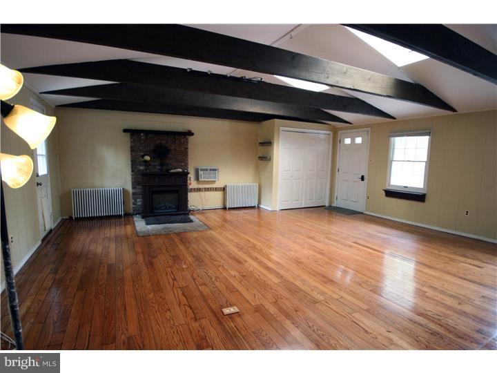 408 Village Road East Princeton Junction, NJ 08550 - Photo 15 of 25 Family Room