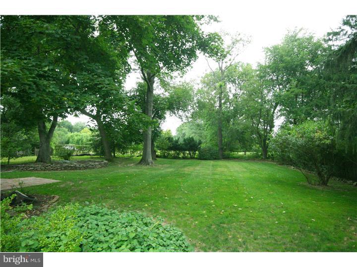 408 Village Road East Princeton Junction, NJ 08550 - Photo 25 of 25 Exterior Back