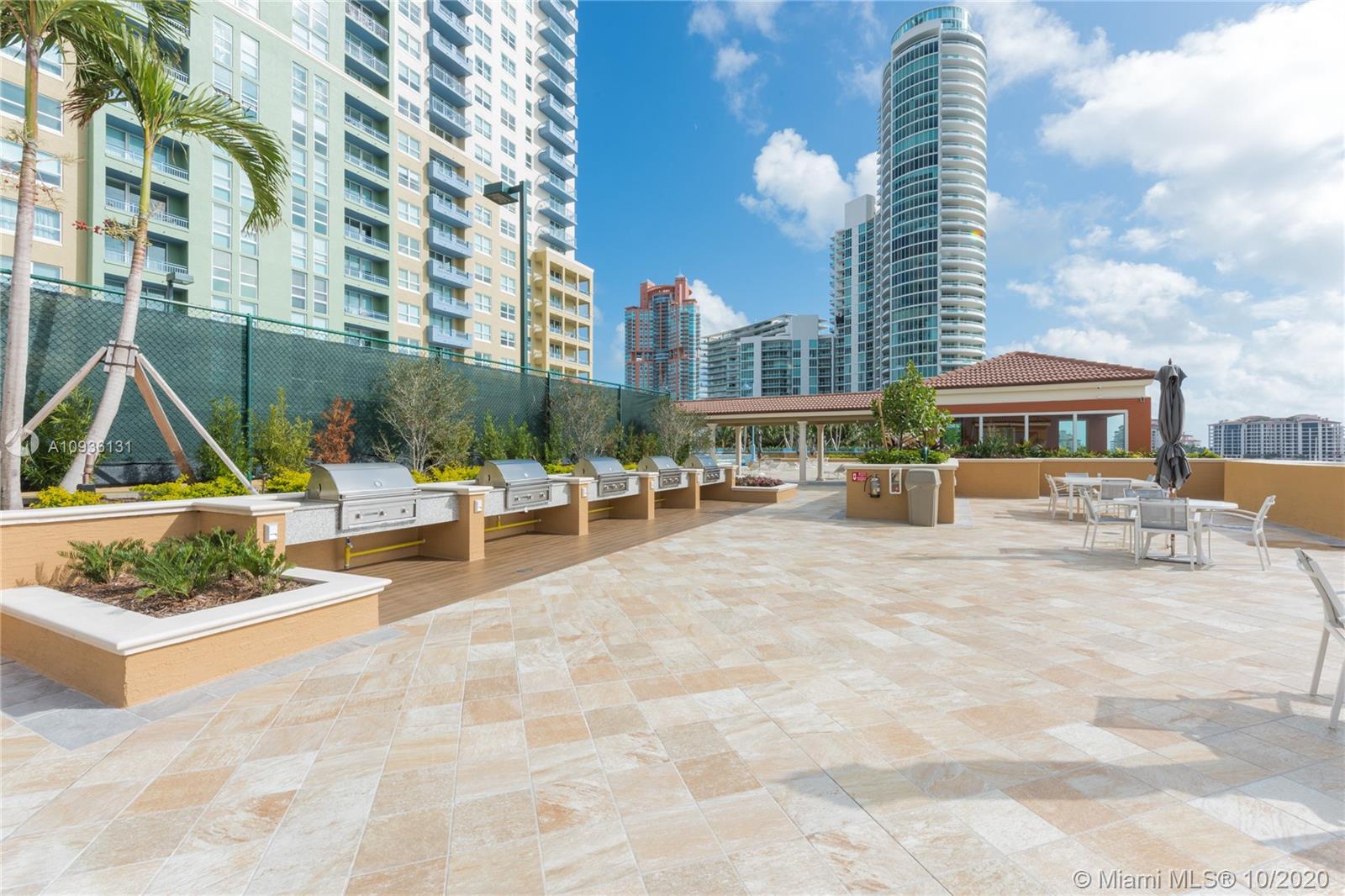 90 Alton Road, Unit 1105 Miami Beach, FL 33139 - Photo 12 of 14
