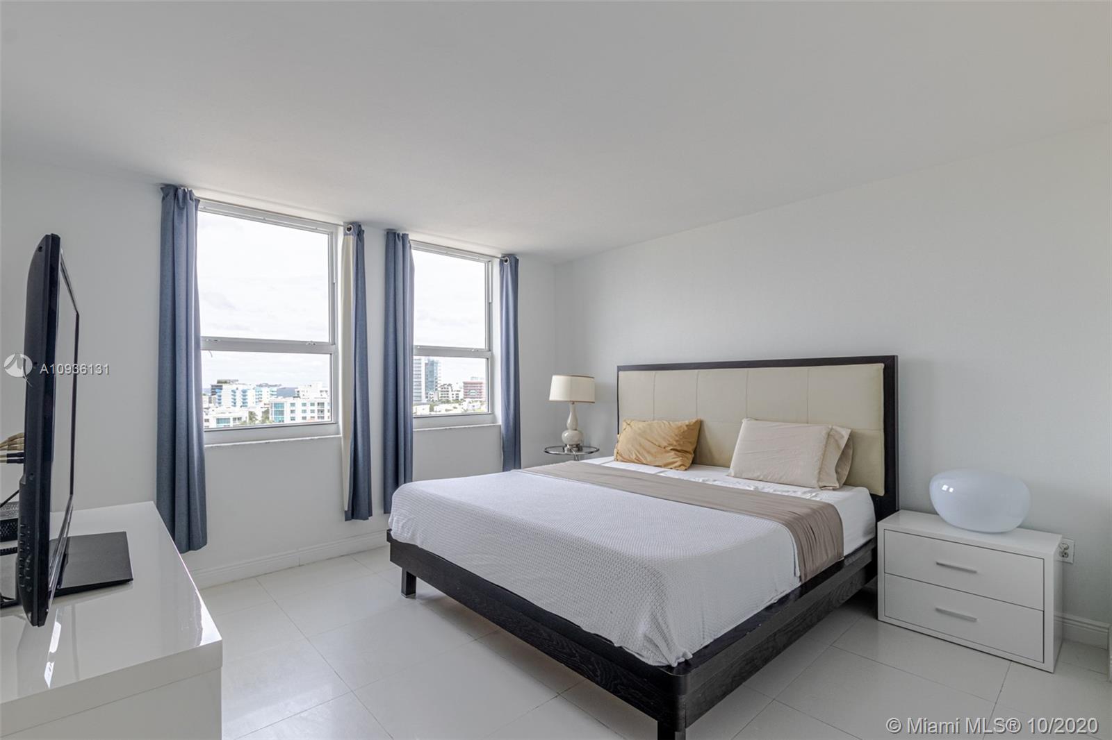 90 Alton Road, Unit 1105 Miami Beach, FL 33139 - Photo 4 of 14