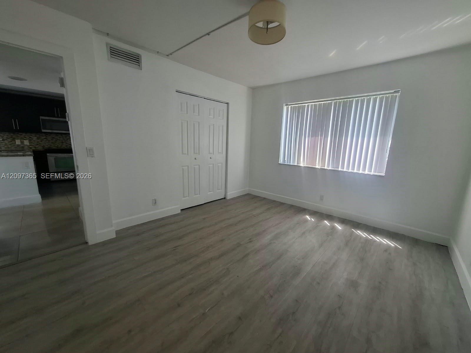 320 Racquet Club Road, Unit 104 Weston, FL 33326 - Photo 9 of 28 Gallery Image 9