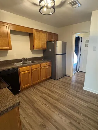 $1,950 | 728 Hanover Lane Southeast, Marietta, GA 30067