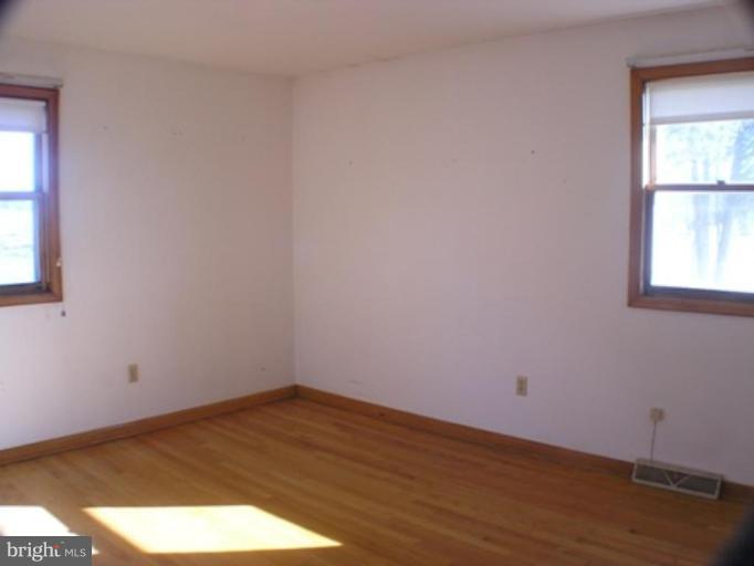 348 Knott Road Shepherdstown, WV 25443 - Photo 8 of 16 Master Bedroom
