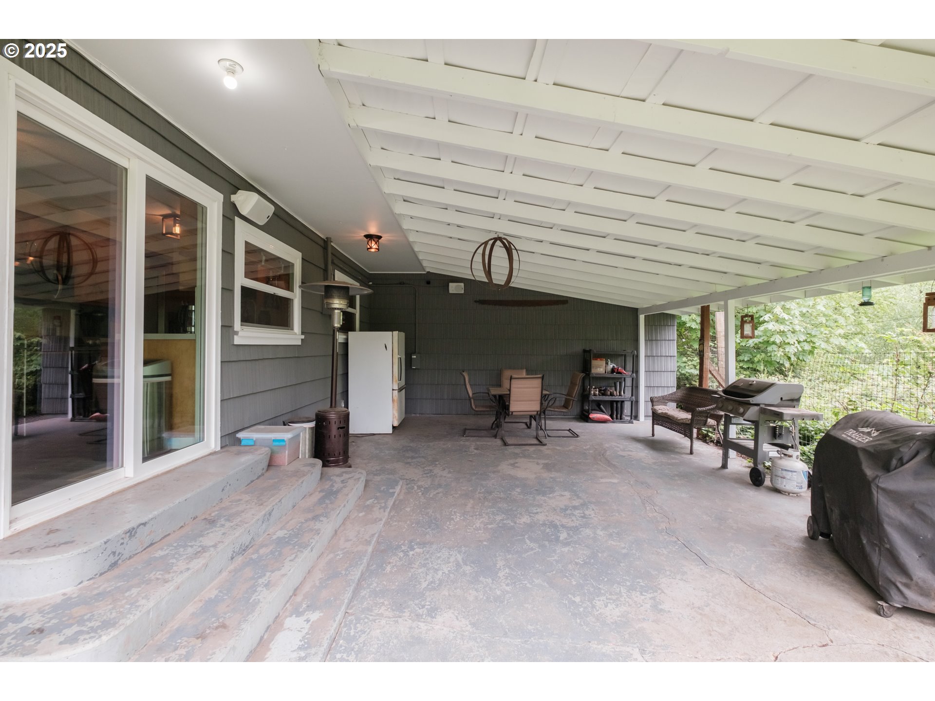 40325 Upper Calapooia Drive Sweet Home, OR 97386 - Photo 27 of 42 a view of a livingroom with furniture and window