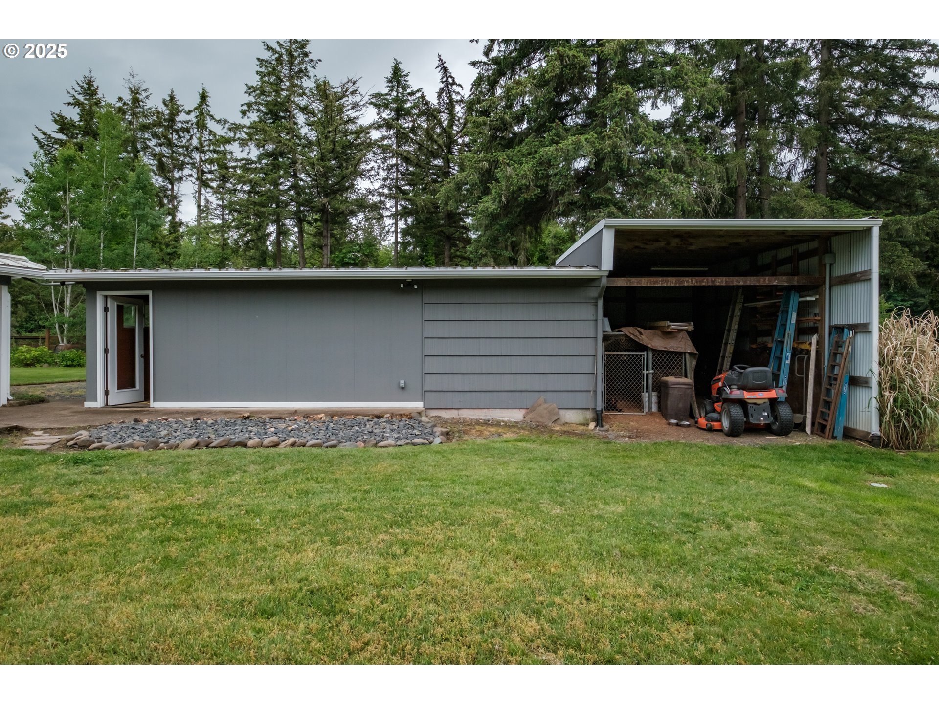 40325 Upper Calapooia Drive Sweet Home, OR 97386 - Photo 36 of 42 a view of a chair and table in the back yard