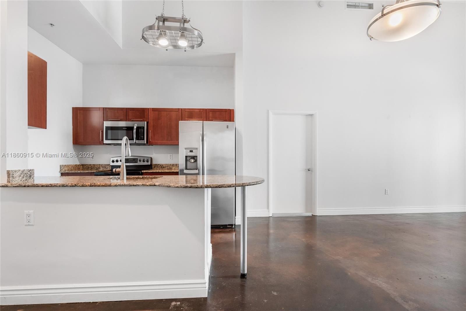 7275 Southwest 90th Way, Unit 610 Miami, FL 33156 - Photo 3 of 15