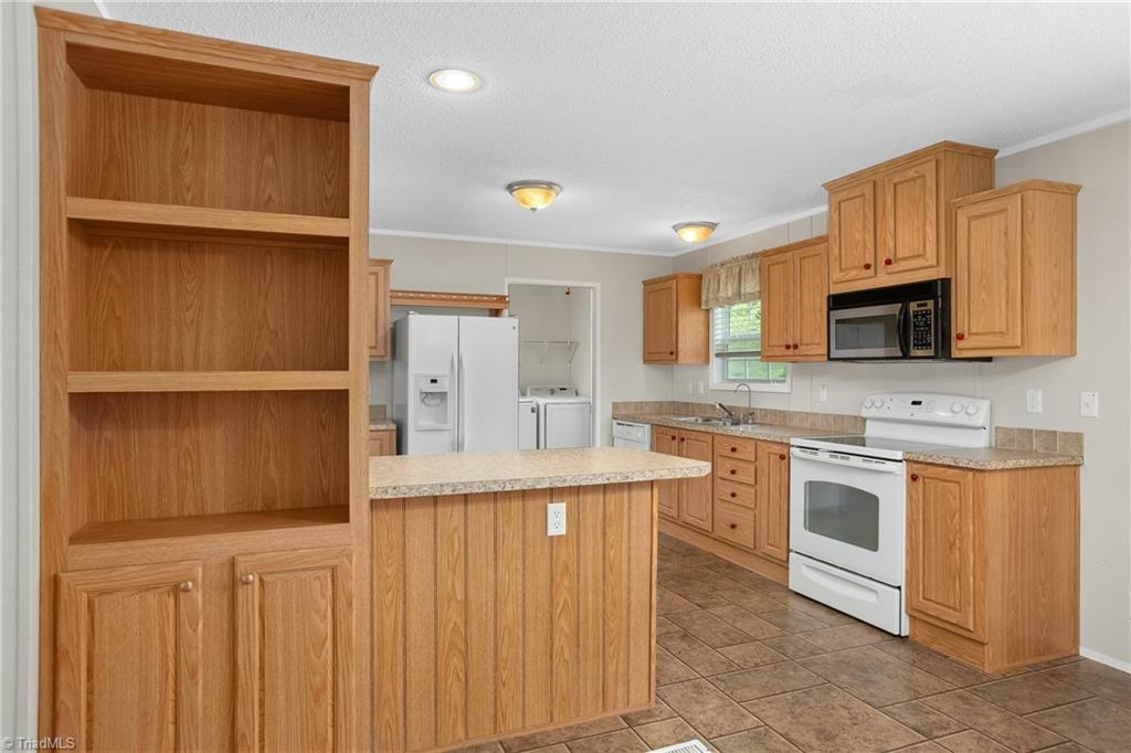 1368 Hope Beasley Road Sandy Ridge, NC 27046 - Photo 7 of 42