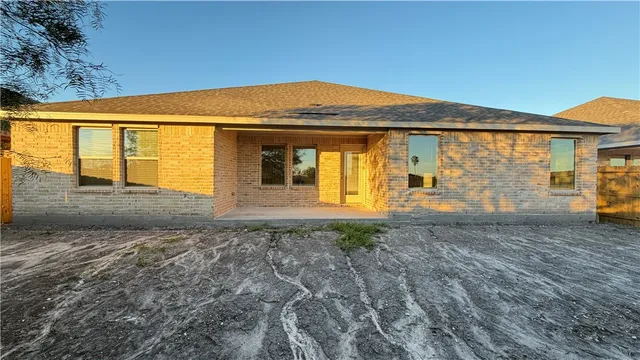 $406,125 | 3537 Sahar Lake Drive, Robstown, TX 78380