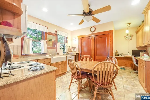 $799,000 | 288 Washington Avenue, Hillsdale, NJ 07642