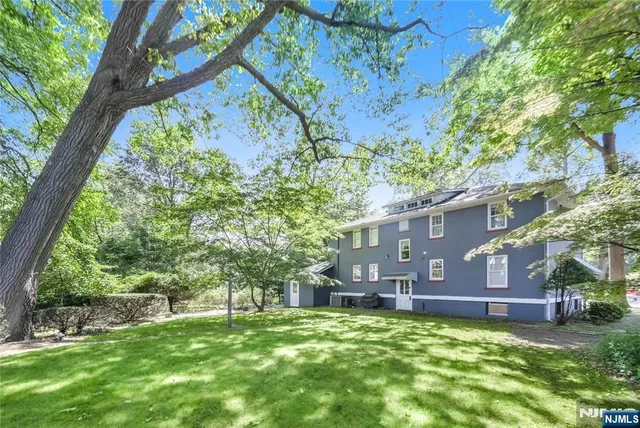 $799,000 | 288 Washington Avenue, Hillsdale, NJ 07642