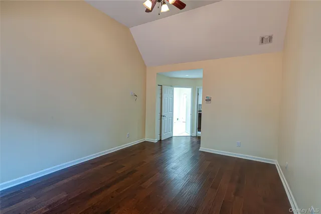 $799,000 | 52 Admirals Drive East, Bay Shore, NY 11706