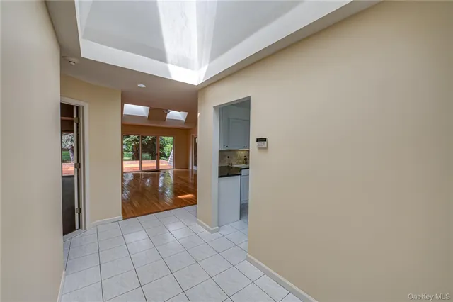 $799,000 | 52 Admirals Drive East, Bay Shore, NY 11706