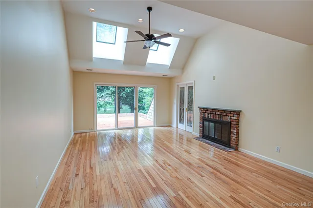 $799,000 | 52 Admirals Drive East, Bay Shore, NY 11706