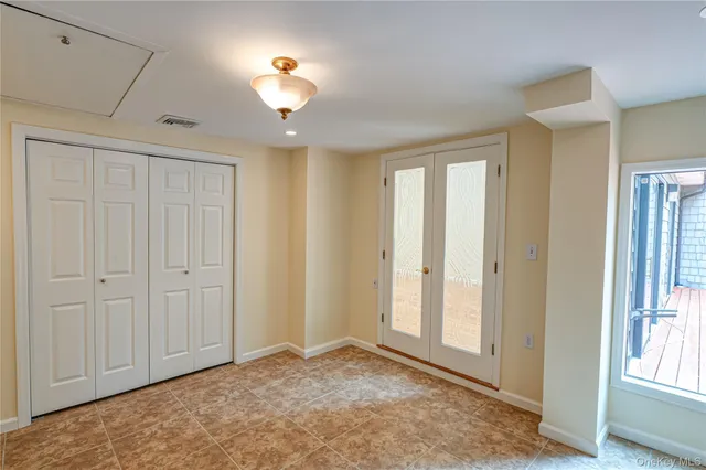 $799,000 | 52 Admirals Drive East, Bay Shore, NY 11706