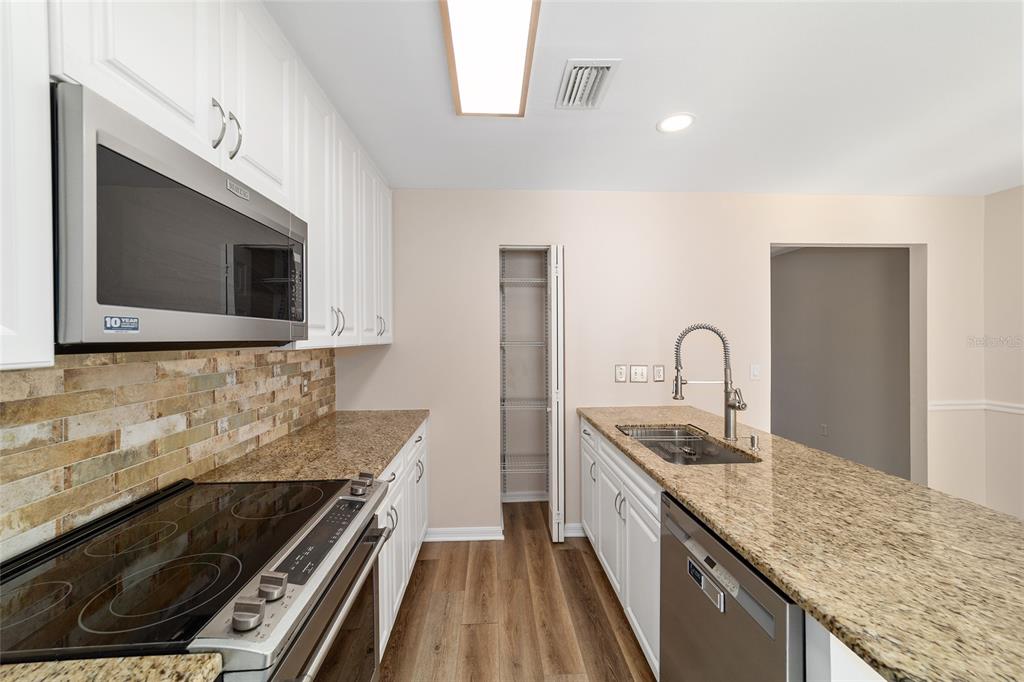 1701 Southeast 24th Road, Unit 102 Ocala, FL 34471 - Photo 6 of 22
