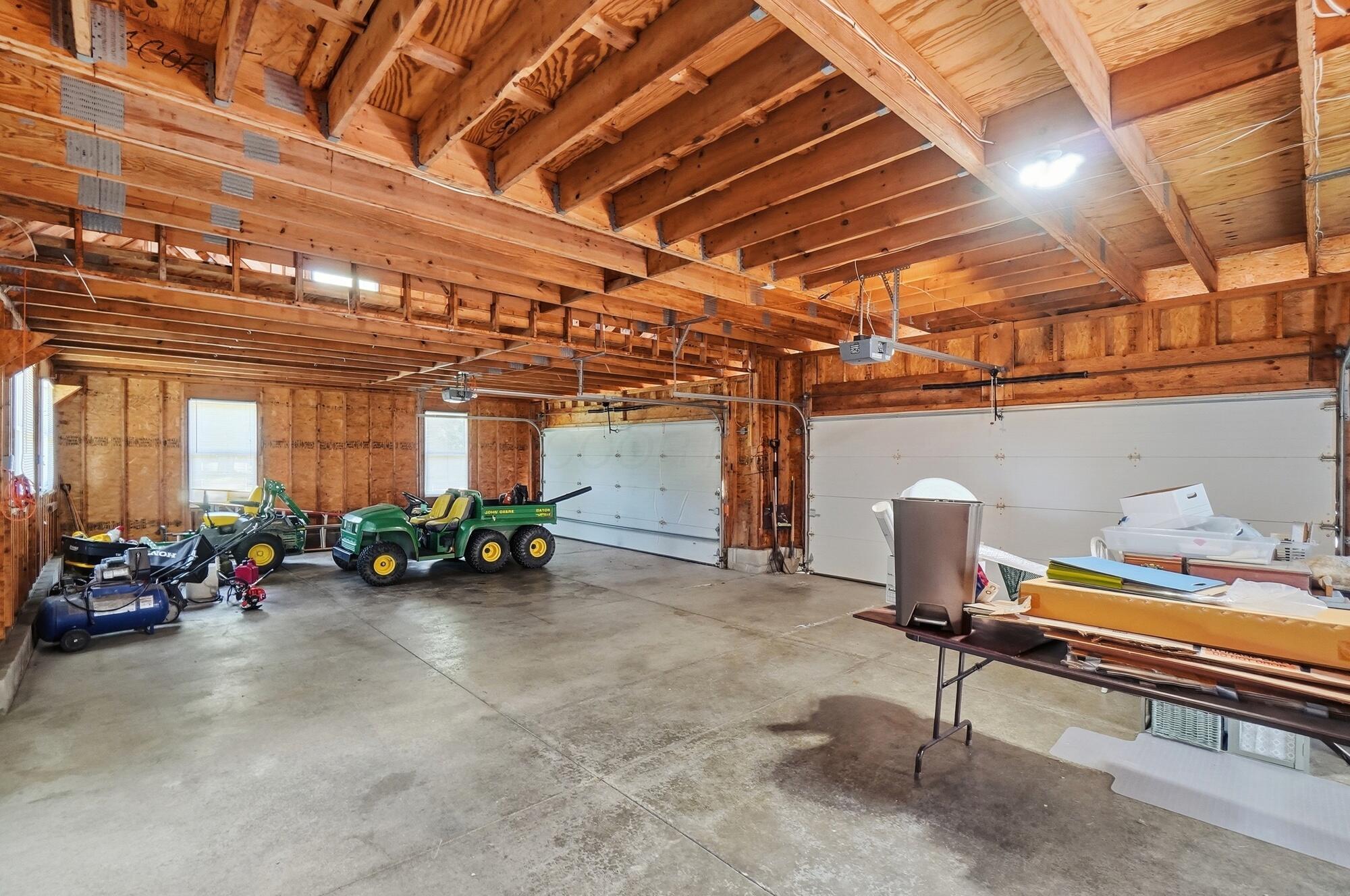 9521 Brock Road Plain City, OH 43064 - Photo 50 of 70 Garage