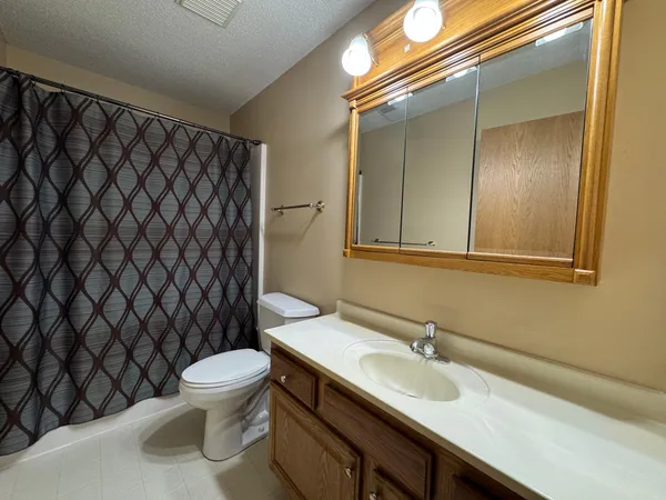 $240,000 | 814 B West Southview Court, Marshall, MN 56258