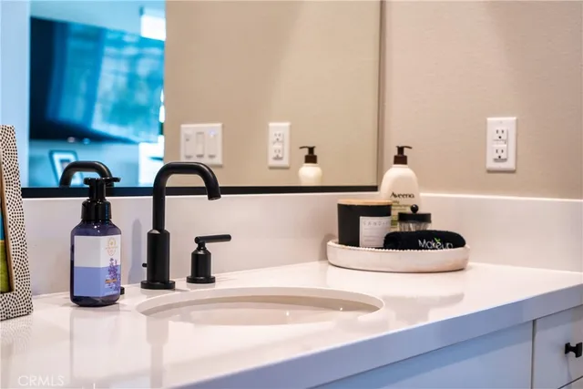 $5,875 | 58260 Aragon Way, La Quinta, CA 92253