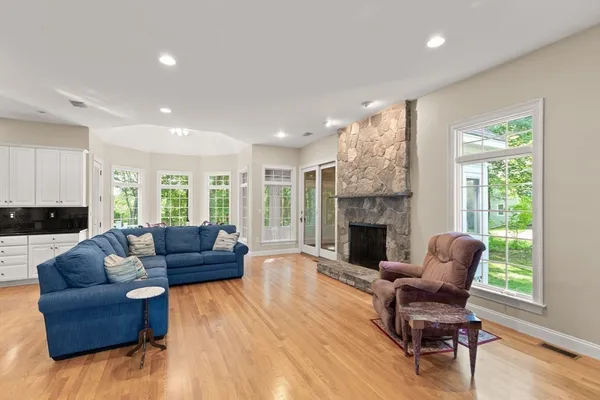 $1,599,000 | 2 New Meadow Lane, Topsfield, MA 01983