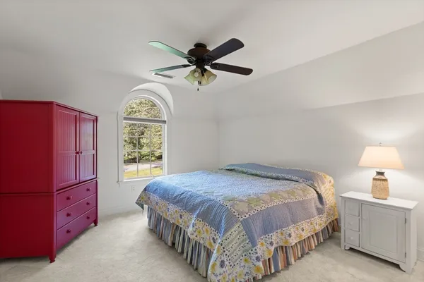 $1,599,000 | 2 New Meadow Lane, Topsfield, MA 01983