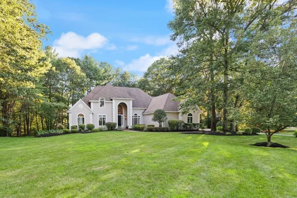 $1,599,000 | 2 New Meadow Lane, Topsfield, MA 01983