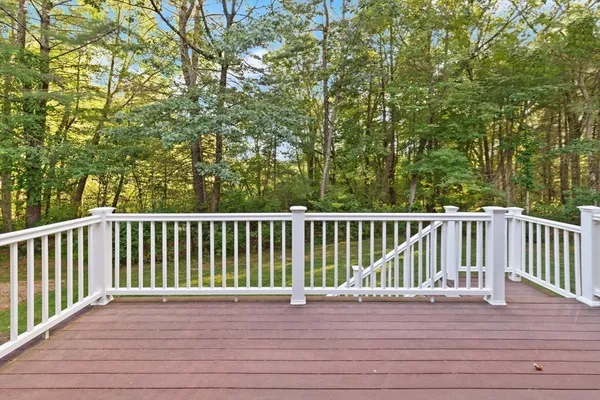$1,599,000 | 2 New Meadow Lane, Topsfield, MA 01983