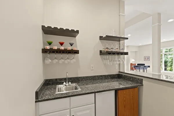 $1,599,000 | 2 New Meadow Lane, Topsfield, MA 01983