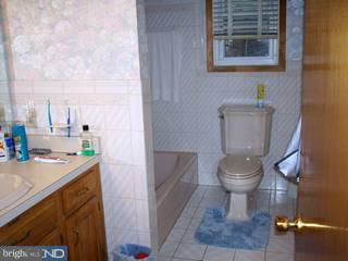 150 Parkview Road Stratford, NJ 08084 - Photo 5 of 6 Gallery Image 5