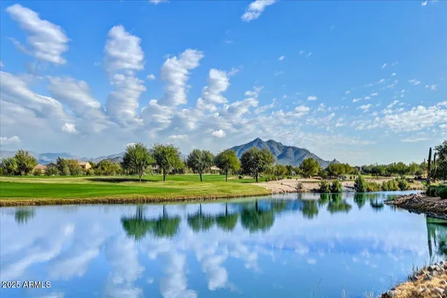 $405,000 | 33550 North Dove Lakes Drive, Unit 2009, Cave Creek, AZ 85331