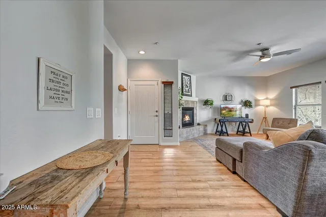 $405,000 | 33550 North Dove Lakes Drive, Unit 2009, Cave Creek, AZ 85331