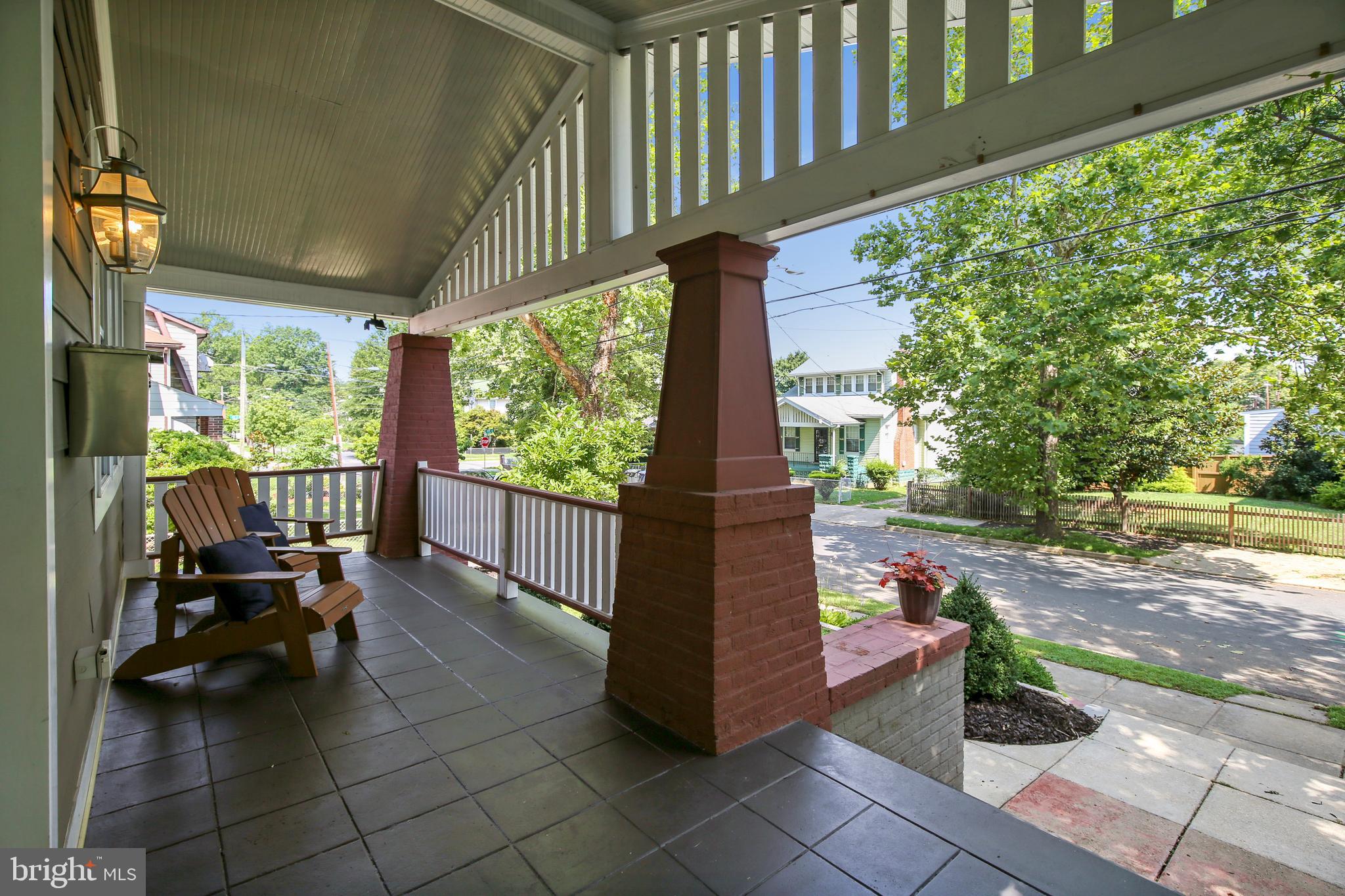 2009 Lawrence Street Northeast Washington, DC 20018 - Photo 5 of 70