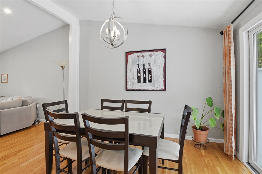 36 Valentine Road Northborough, MA 01532 - Photo 8 of 25 Gallery Image 8