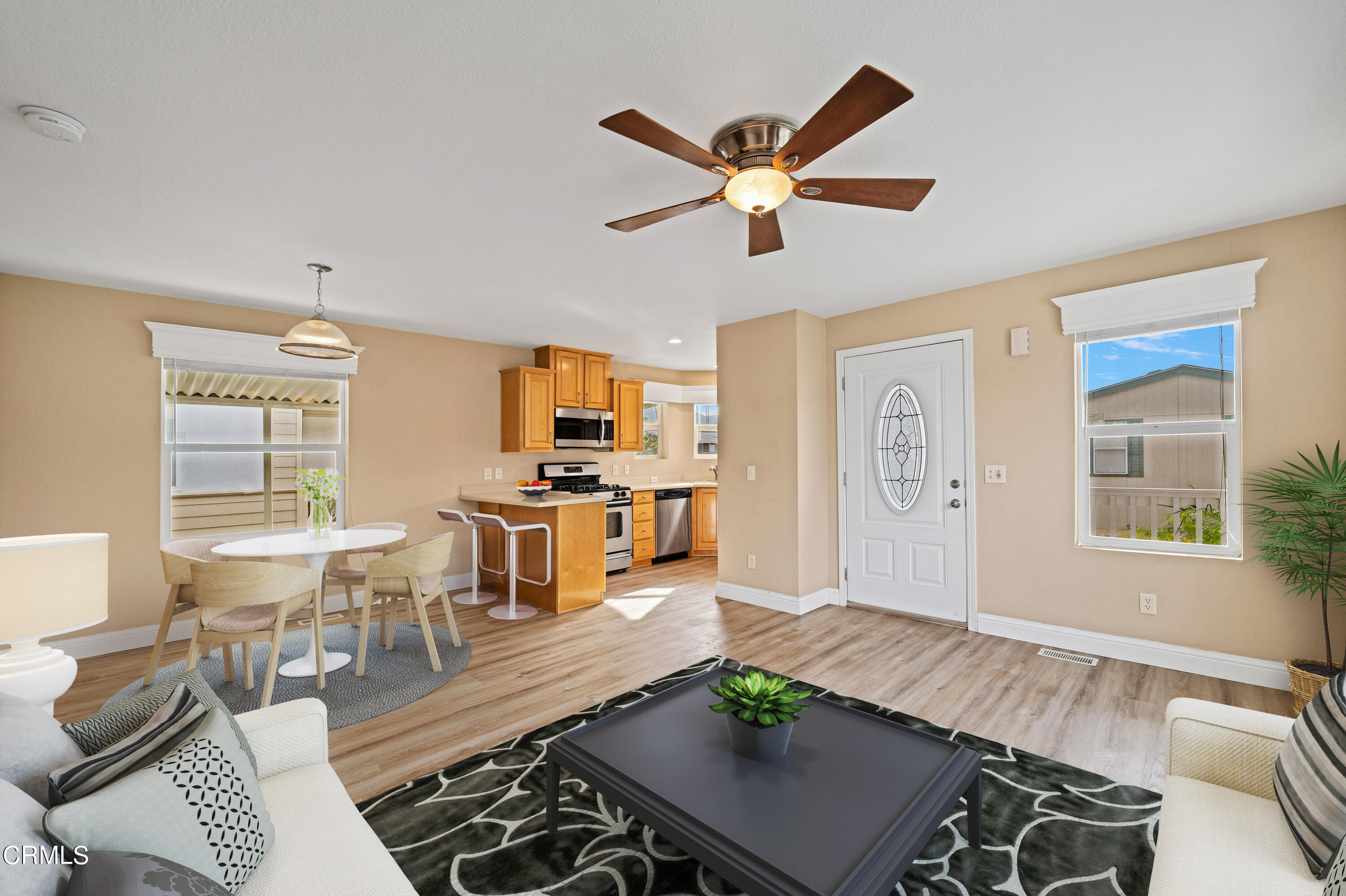 195 Tierra Rejada Road, Unit 38 Simi Valley, CA 93065 - Photo 5 of 21 005