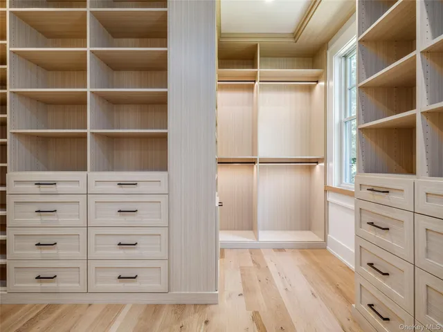 a view of a pathway both side of yard