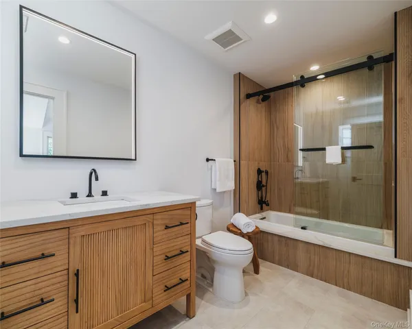 $3,649,999 | 465 Ripple Water Lane, Southold, NY 11971