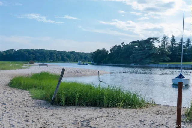 $3,649,999 | 465 Ripple Water Lane, Southold, NY 11971