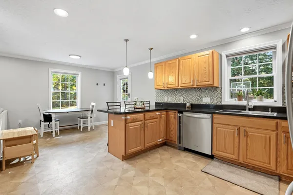 $365,000 | 13 Juanita Avenue, Unit A, Raymond, NH 03077