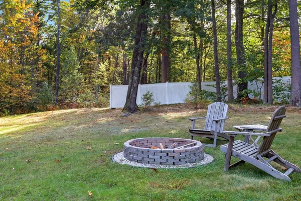 $365,000 | 13 Juanita Avenue, Unit A, Raymond, NH 03077