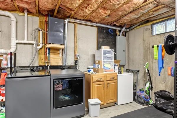 $365,000 | 13 Juanita Avenue, Unit A, Raymond, NH 03077