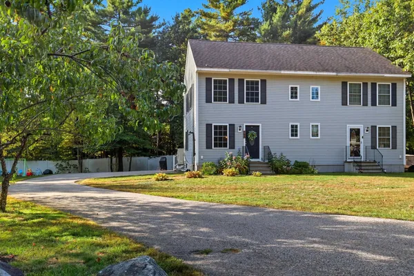 $365,000 | 13 Juanita Avenue, Unit A, Raymond, NH 03077