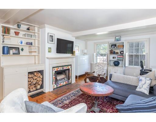 42 Elm Street Marblehead, MA 01945 - Photo 4 of 28 a living room with furniture and a fireplace