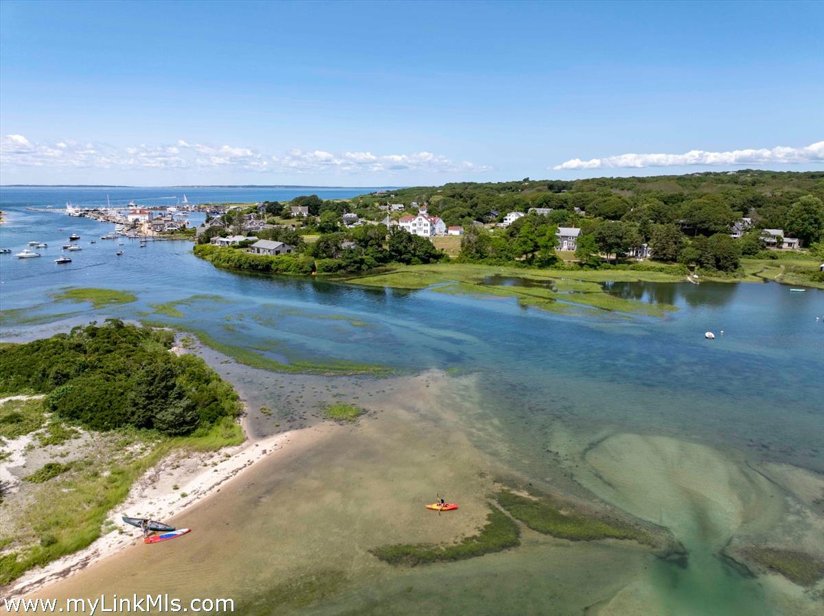 34 Edy's Island Way Chilmark, MA 02535 - Photo 20 of 46