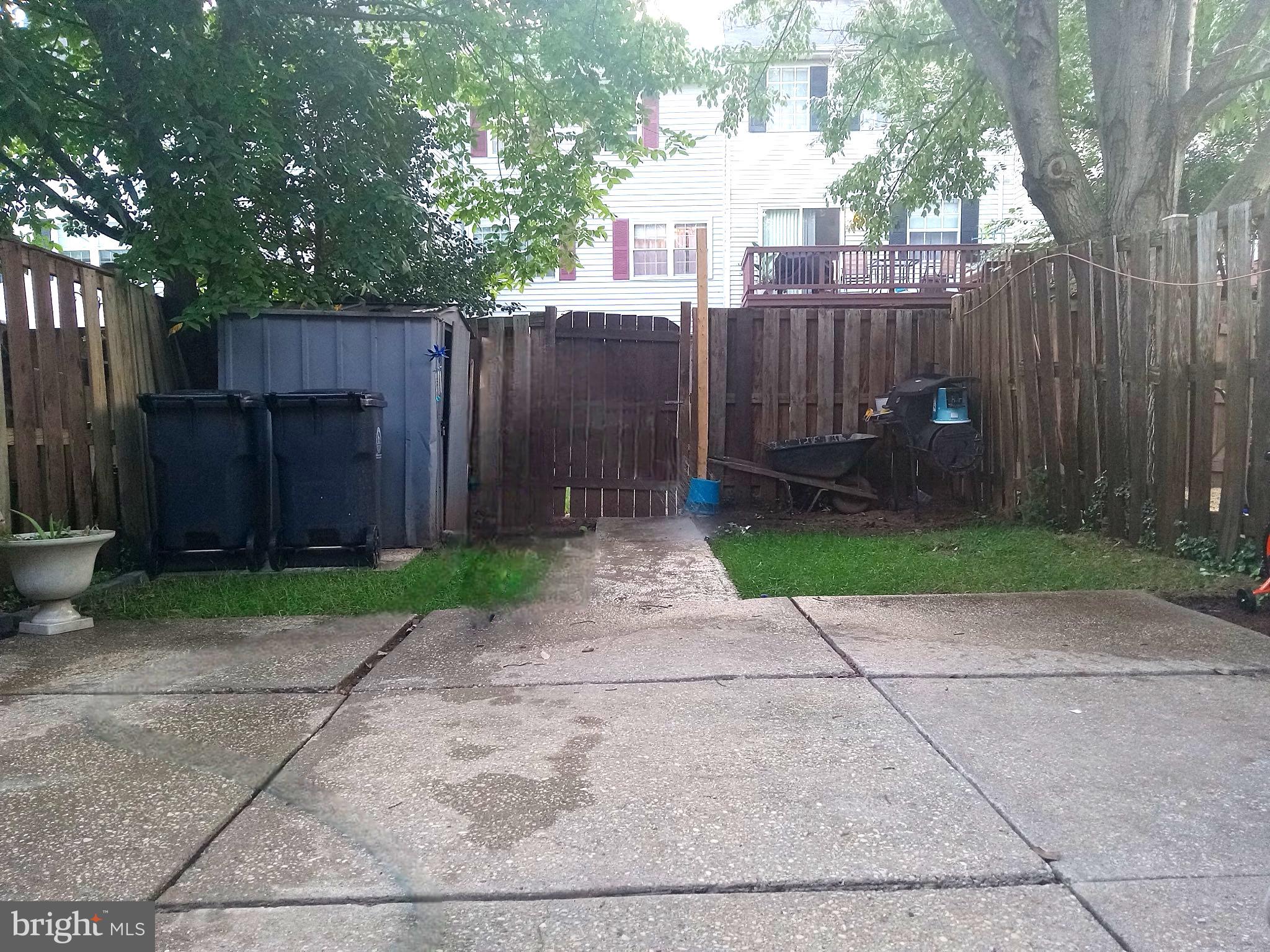 8596 Adamson Street Manassas, VA 20110 - Photo 3 of 5