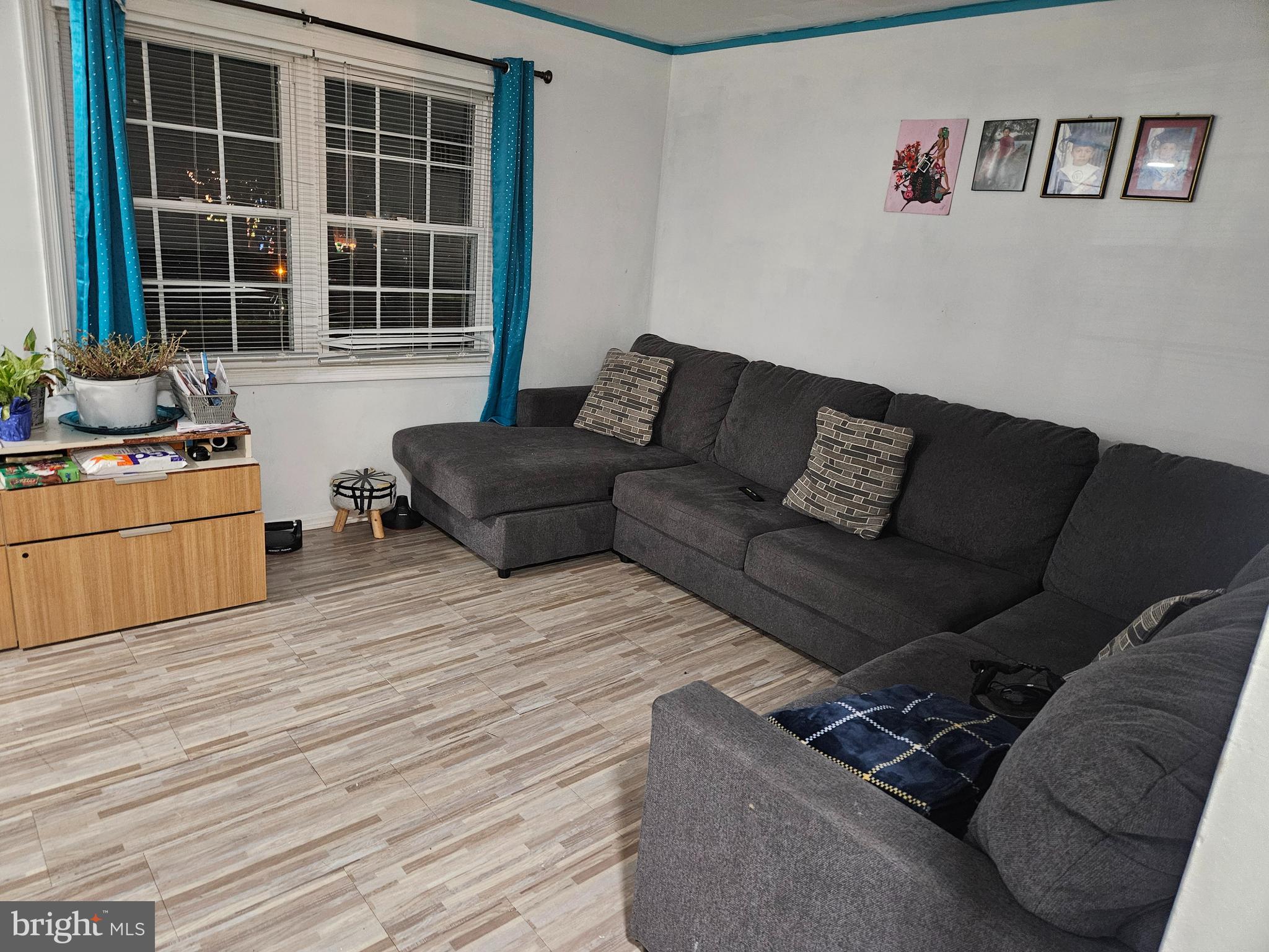 8596 Adamson Street Manassas, VA 20110 - Photo 4 of 5