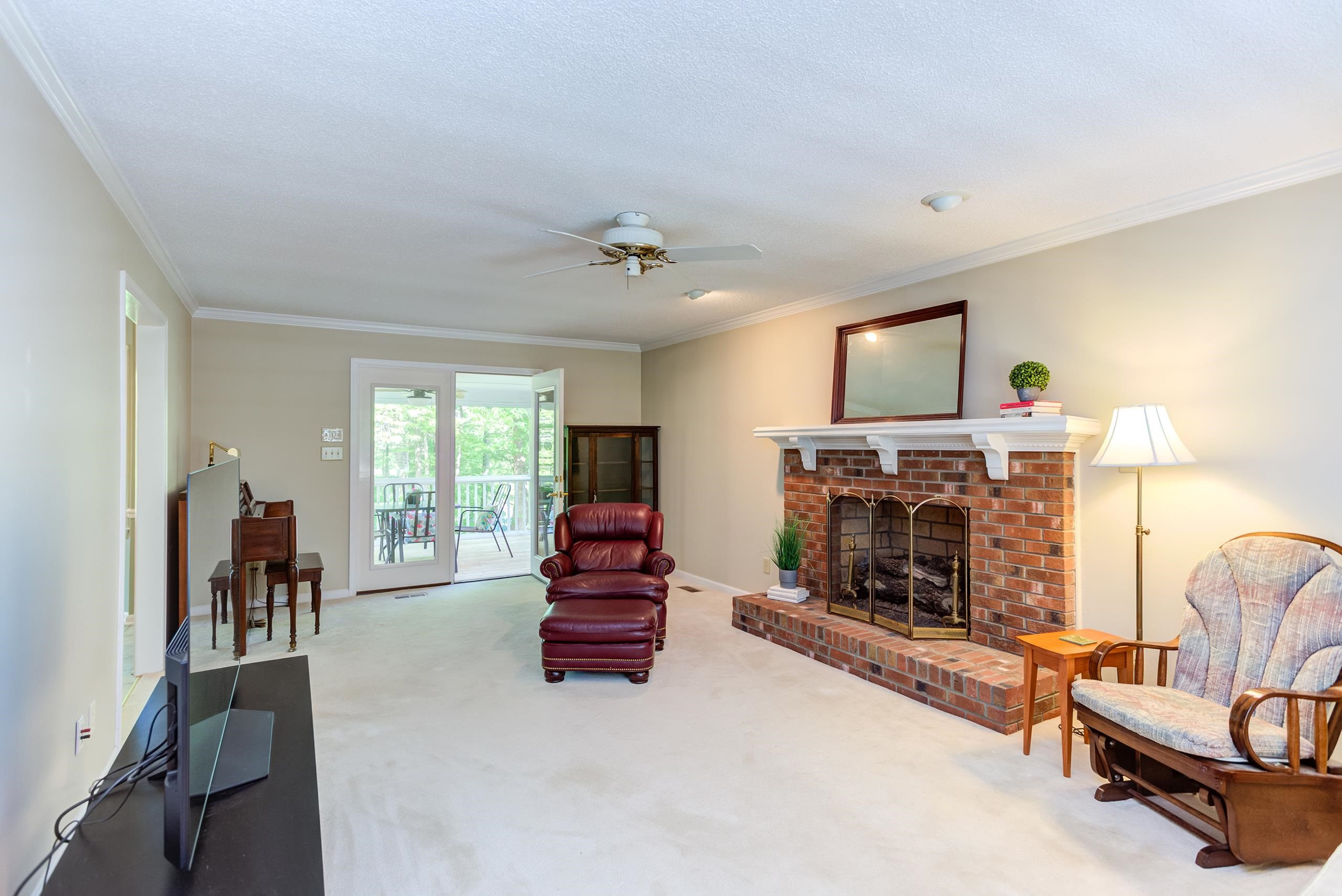 5016 Arrowspring Lane Raleigh, NC 27610 - Photo 7 of 34 Family Room