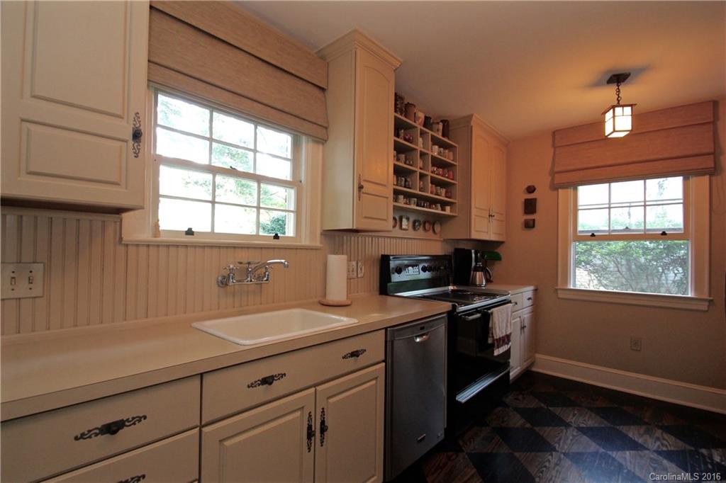 1922 Club Road Charlotte, NC 28205 - Photo 9 of 15 Gallery Image 9