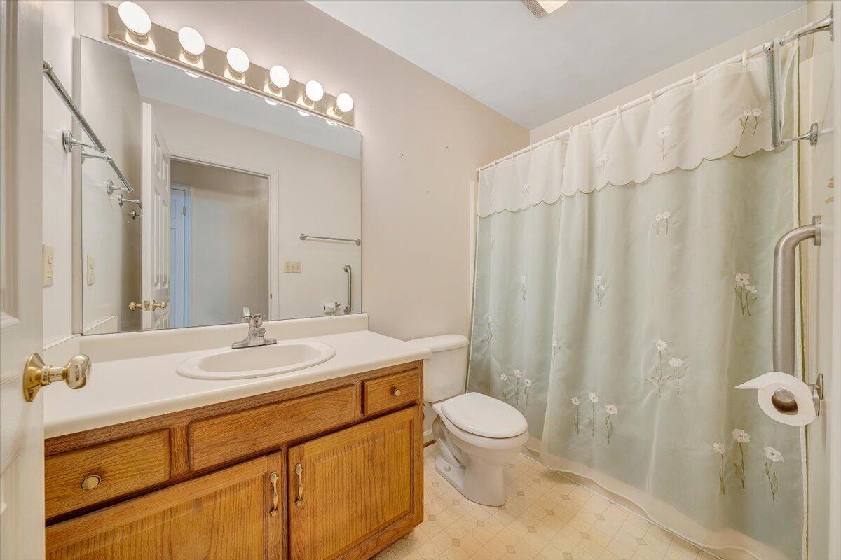 2161 Flint Hill Road Moneta, VA 24121 - Photo 17 of 50 16-MIB02477
